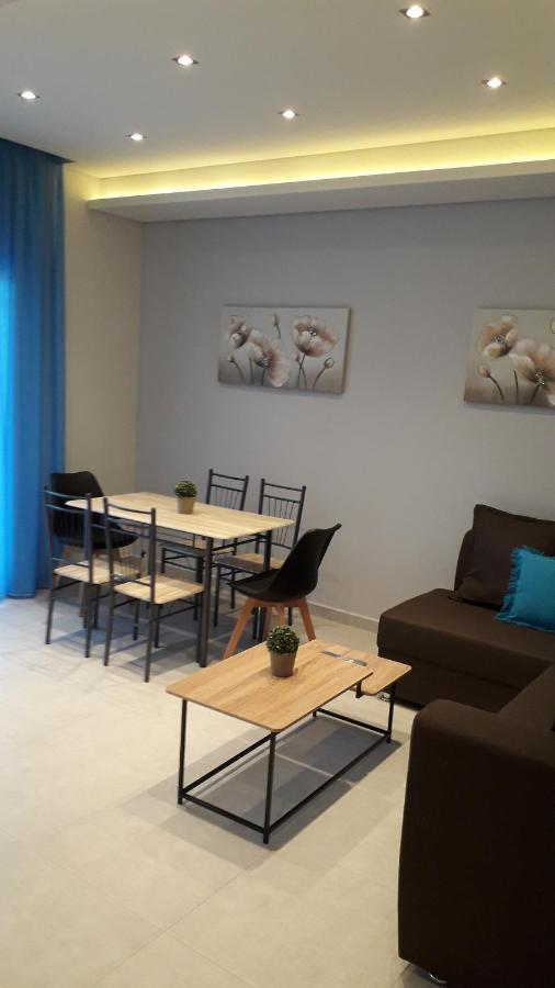 House Dilena Tsimtsiri Luxury Apartment 1 يميناريا المظهر الخارجي الصورة