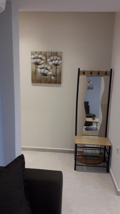 House Dilena Tsimtsiri Luxury Apartment 1 يميناريا المظهر الخارجي الصورة