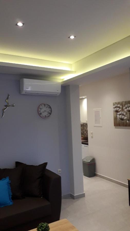 House Dilena Tsimtsiri Luxury Apartment 1 يميناريا المظهر الخارجي الصورة
