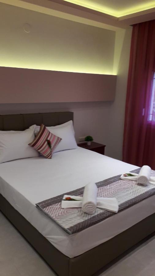 House Dilena Tsimtsiri Luxury Apartment 1 يميناريا المظهر الخارجي الصورة