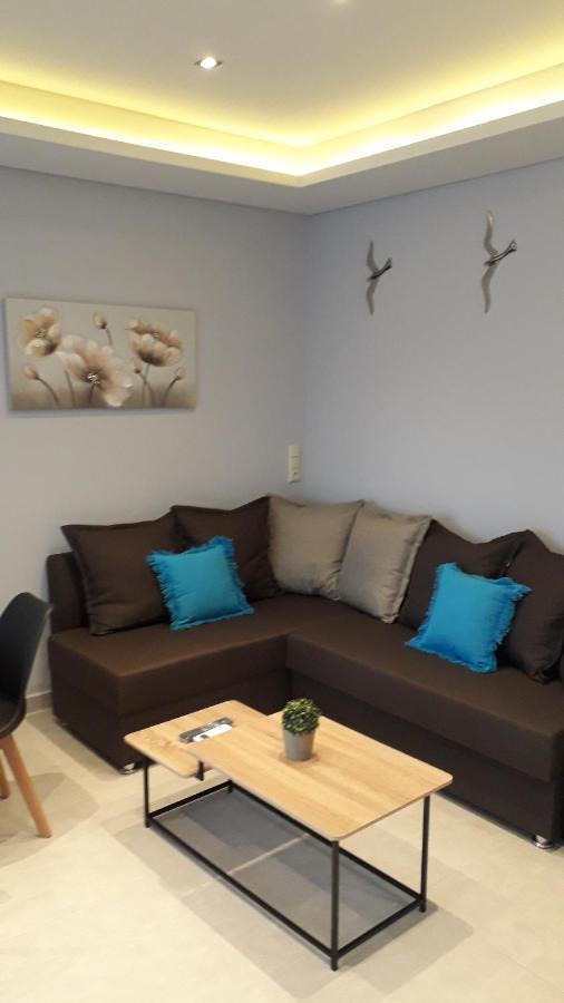 House Dilena Tsimtsiri Luxury Apartment 1 يميناريا المظهر الخارجي الصورة