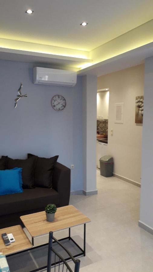 House Dilena Tsimtsiri Luxury Apartment 1 يميناريا المظهر الخارجي الصورة