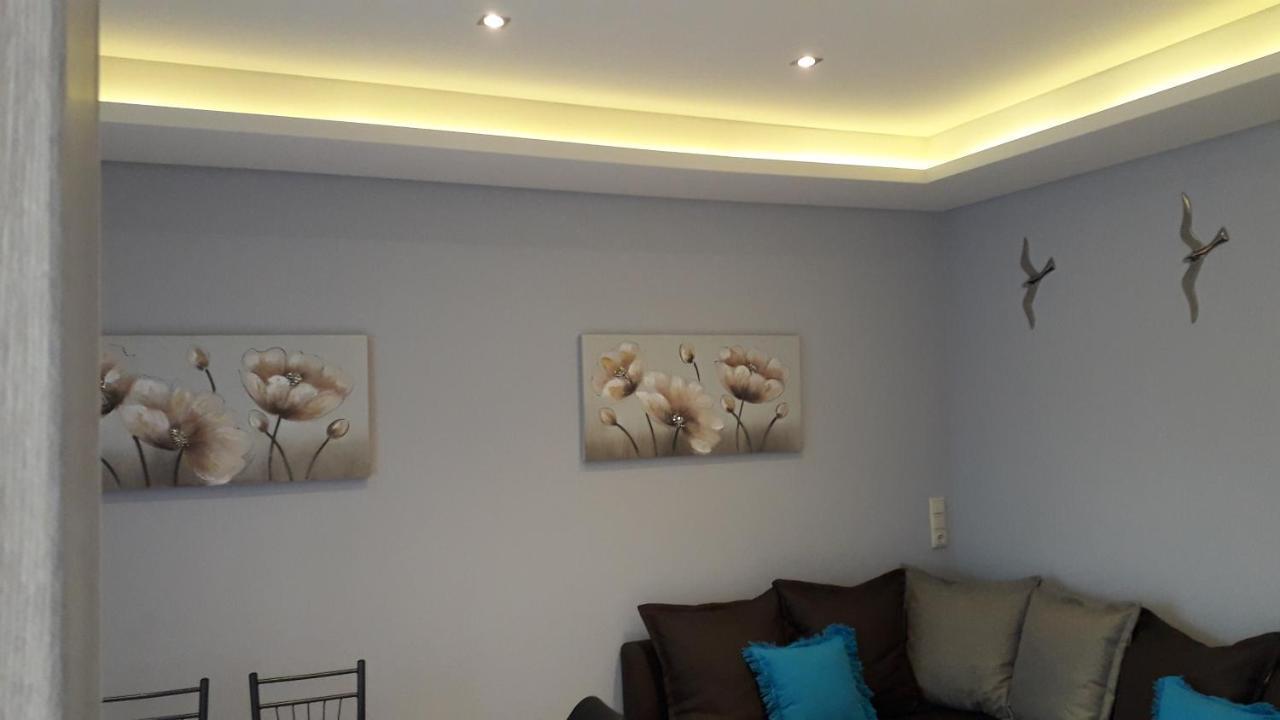 House Dilena Tsimtsiri Luxury Apartment 1 يميناريا المظهر الخارجي الصورة